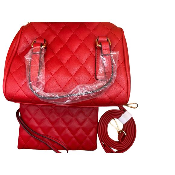 Red Quilted Vegan Leather Mini Bag with Makeup Bag and Shoulder Strap NWOT - Picture 6 of 6